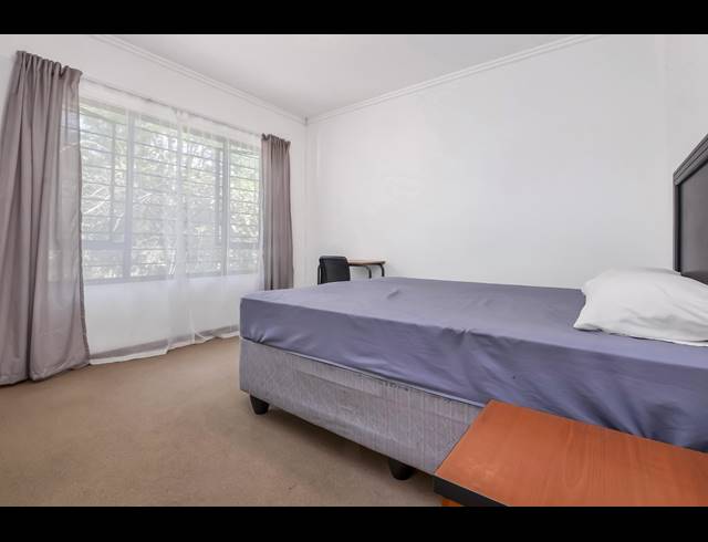 2 BEDROOM APARTMENT FOR SALE IN MAROELADAL